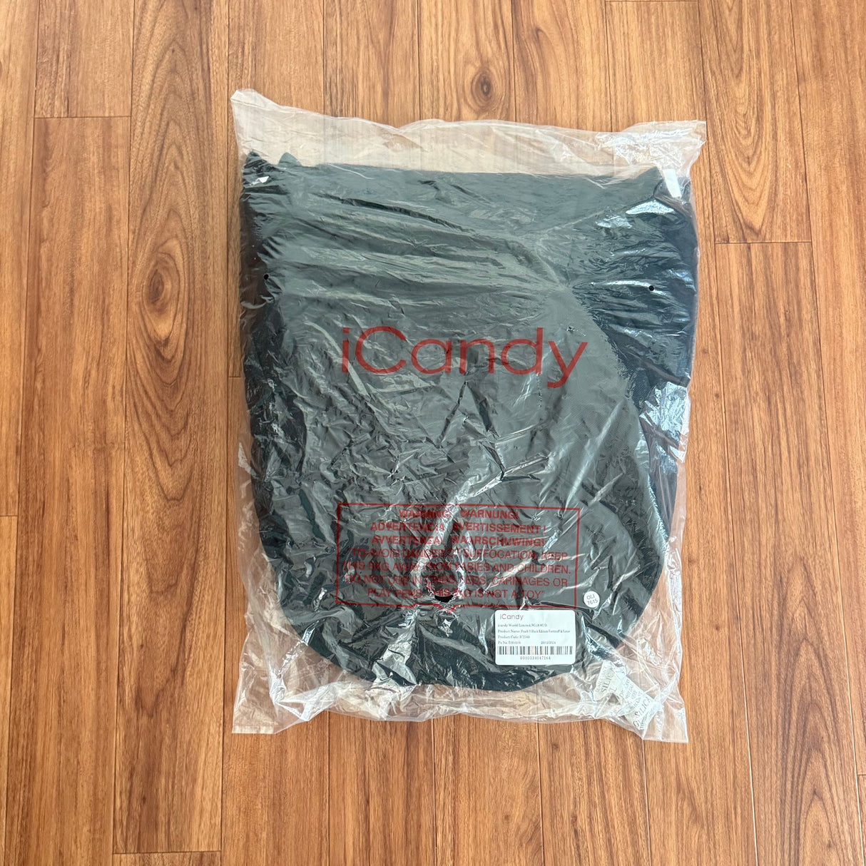 iCandy Peach 7 Studio (includes Carrycot), Like New / Black