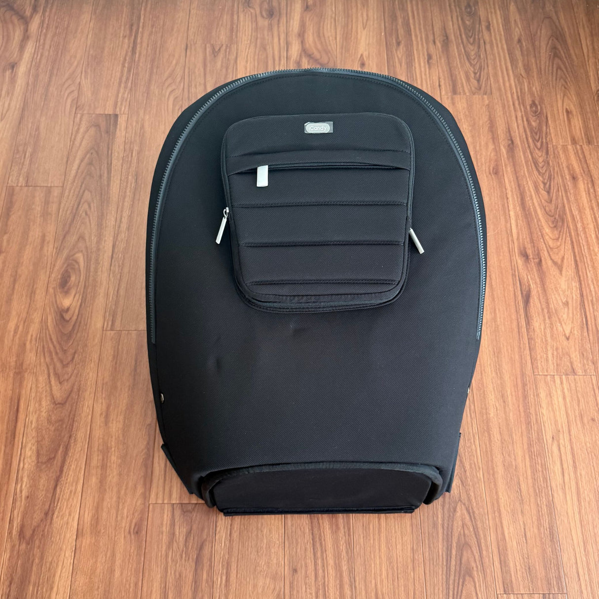 iCandy Peach 7 Studio (includes Carrycot), Like New / Black