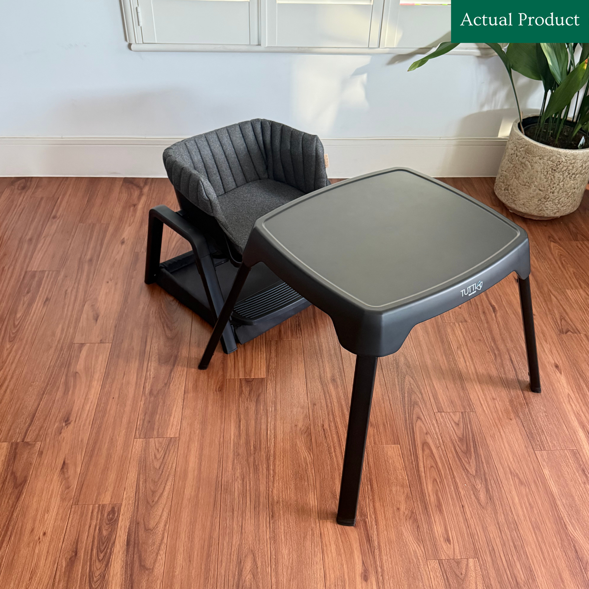 Tutti Bambini Nova Evolutionary High Chair, Like New / Black