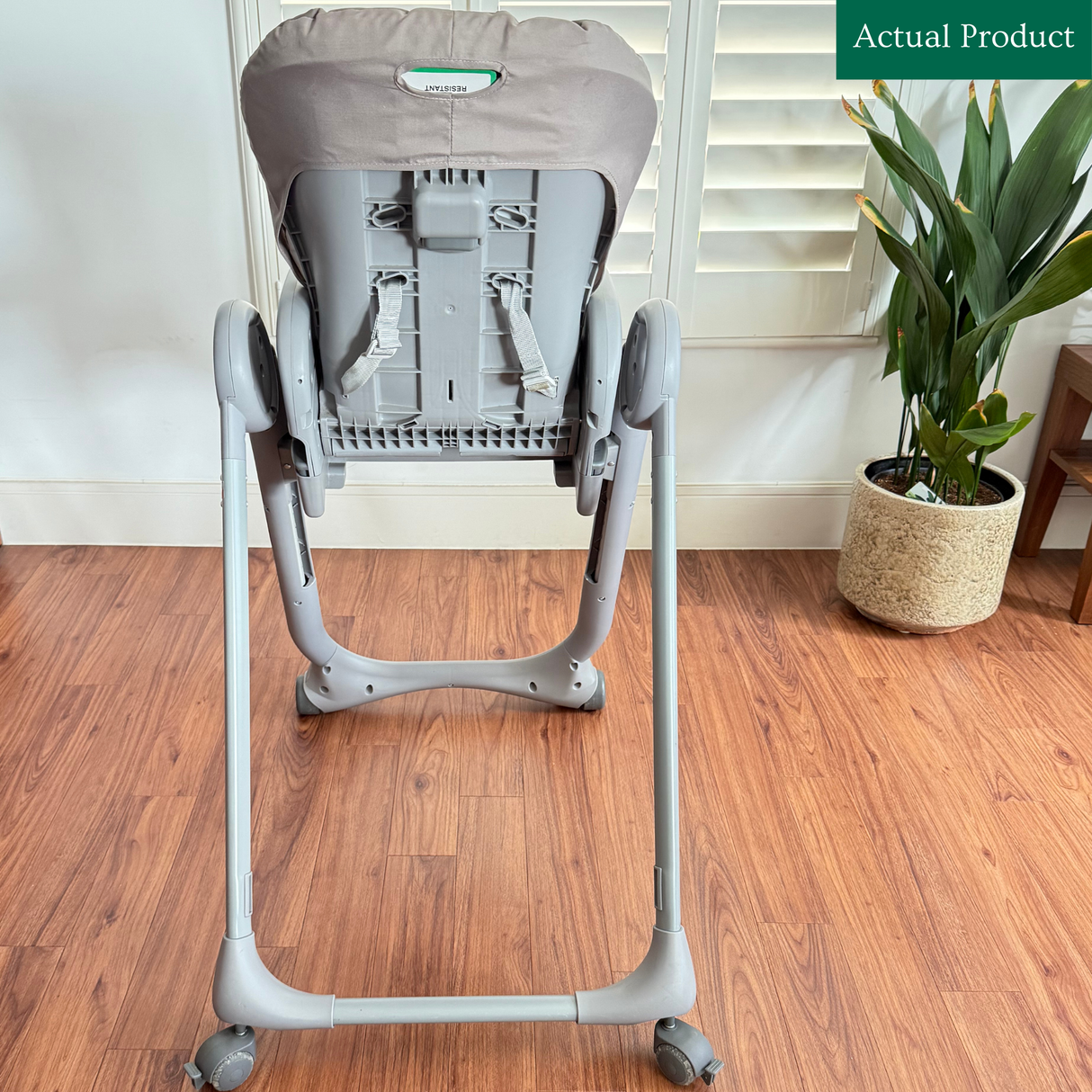 Chicco Polly Magic Relax High Chair, Gently Used / Grey