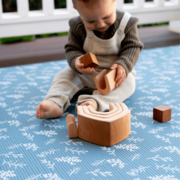 Munchkin & Bear Luxe Play Mat, Gently Used / Blue