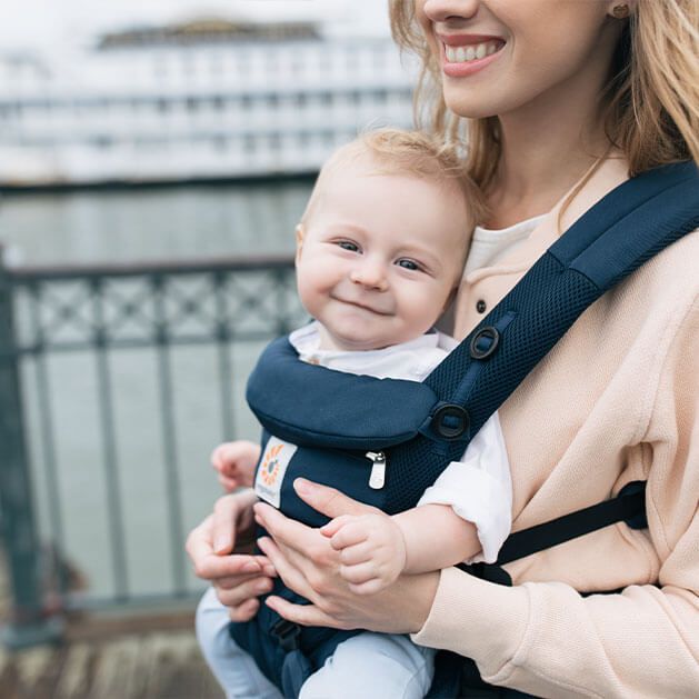 Ergobaby Omni 360 Baby Carrier, Like New / Oxford Blue