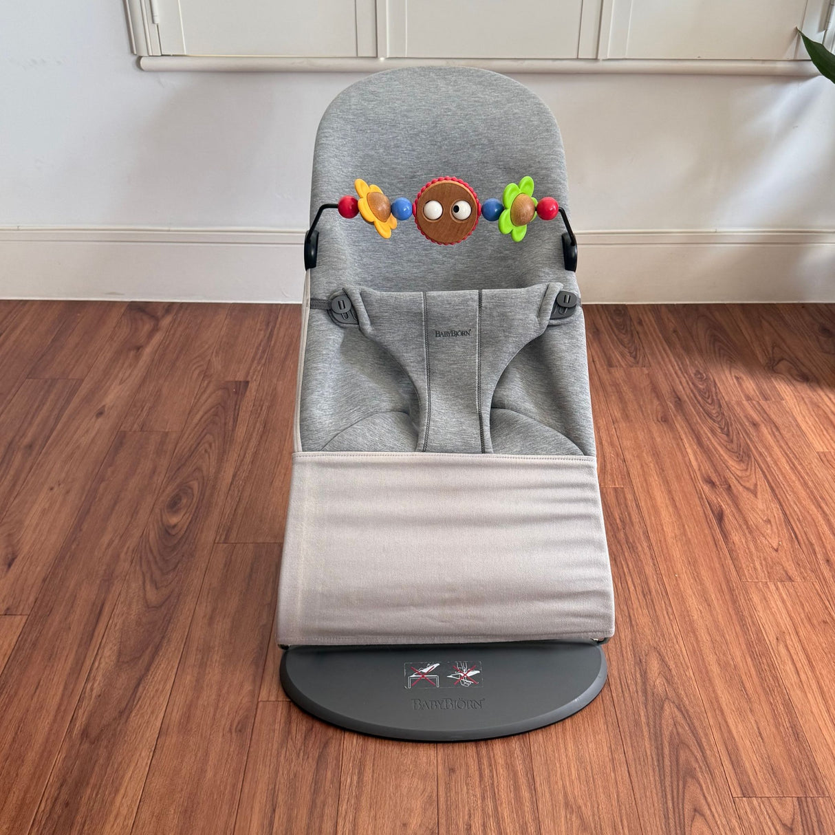 BabyBjörn Bliss Bouncer & Toy, Like New / Light Grey