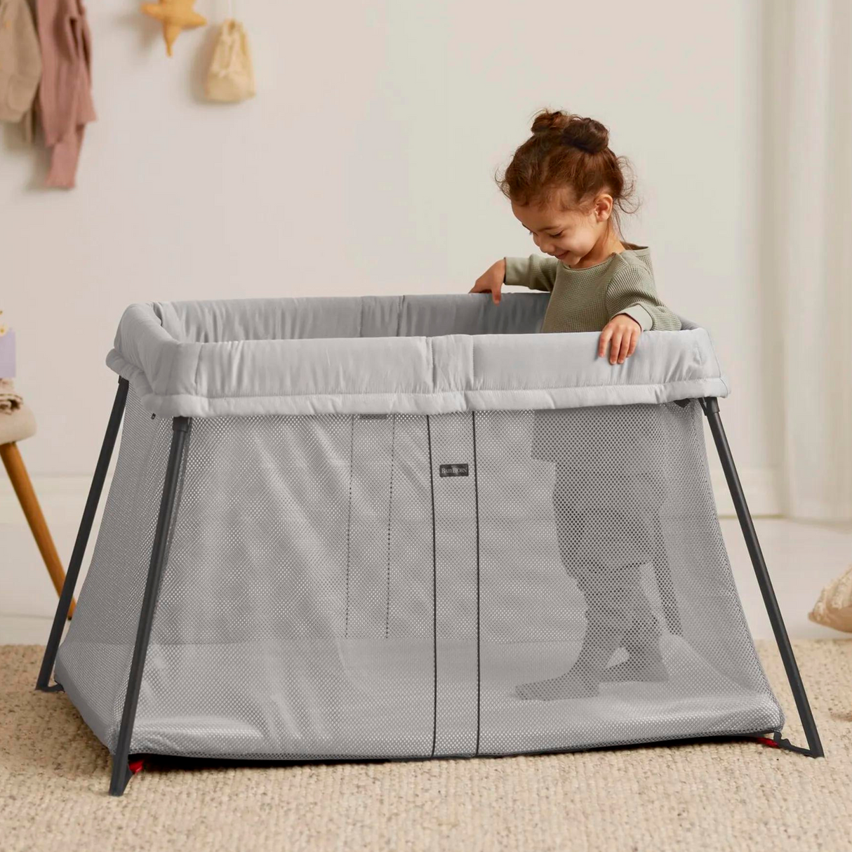 BabyBjörn Travel Cot Light, Like New / Black