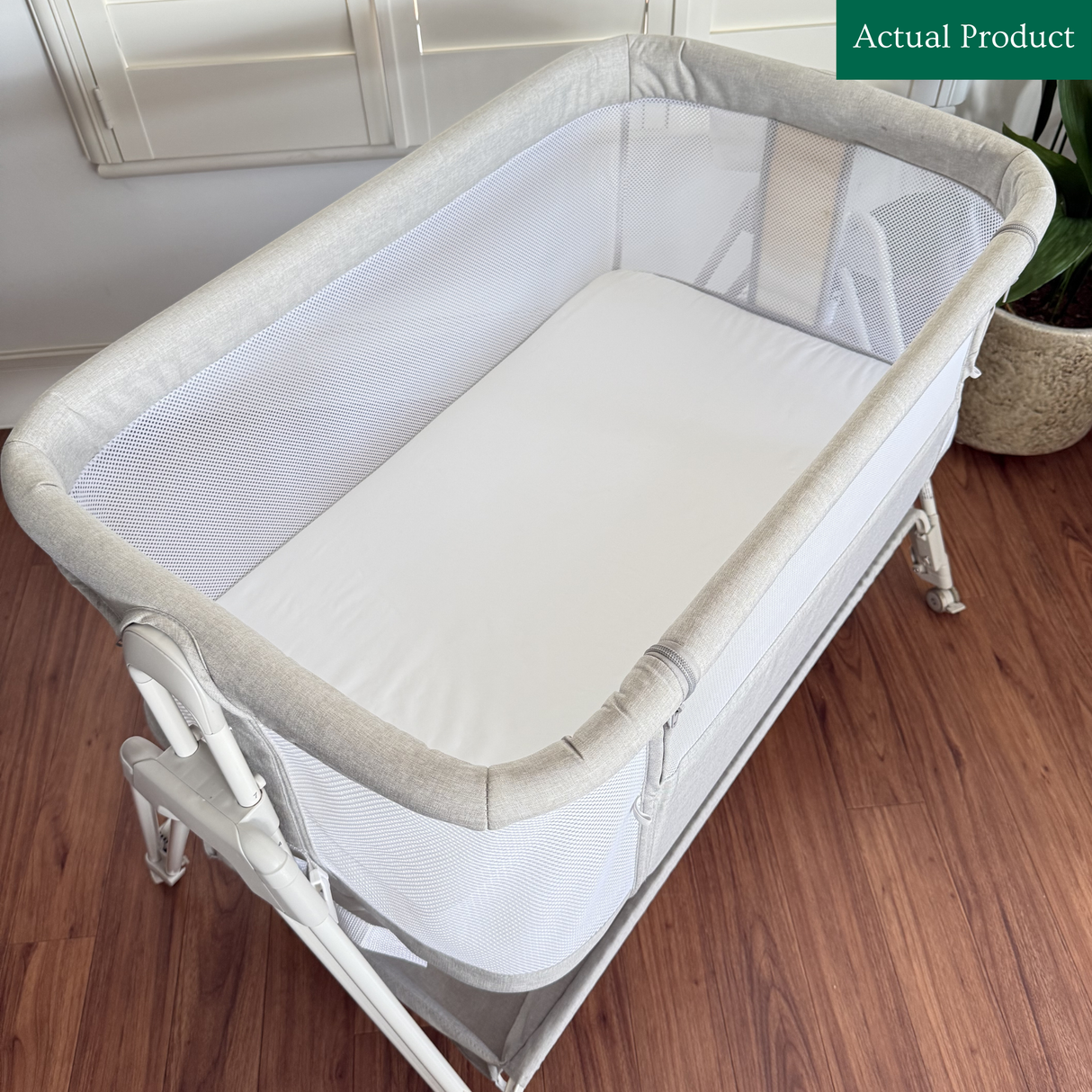 Costway Bedside Crib, Used / White