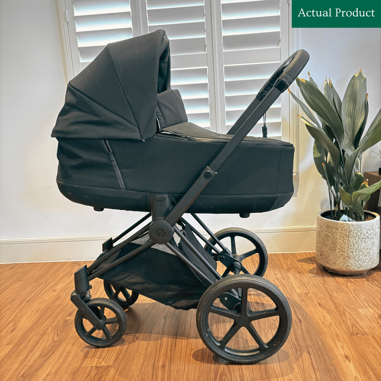 Cybex Platinum Priam Carrycot & Seat, Like New / Black