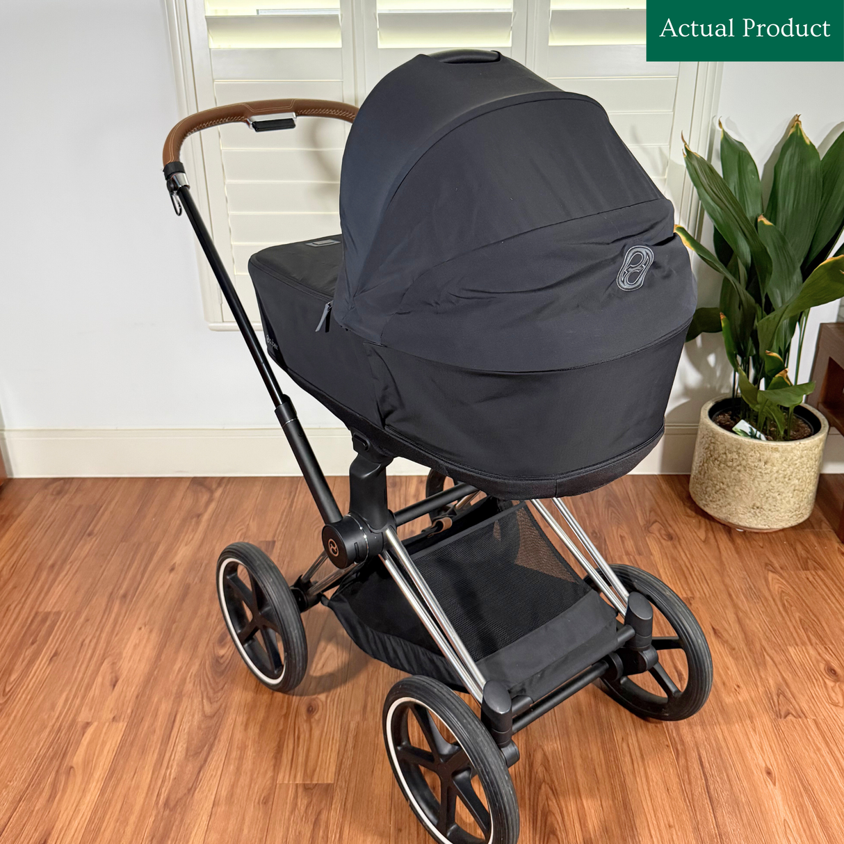 Cybex Priam Pram, Like New / Black Chrome