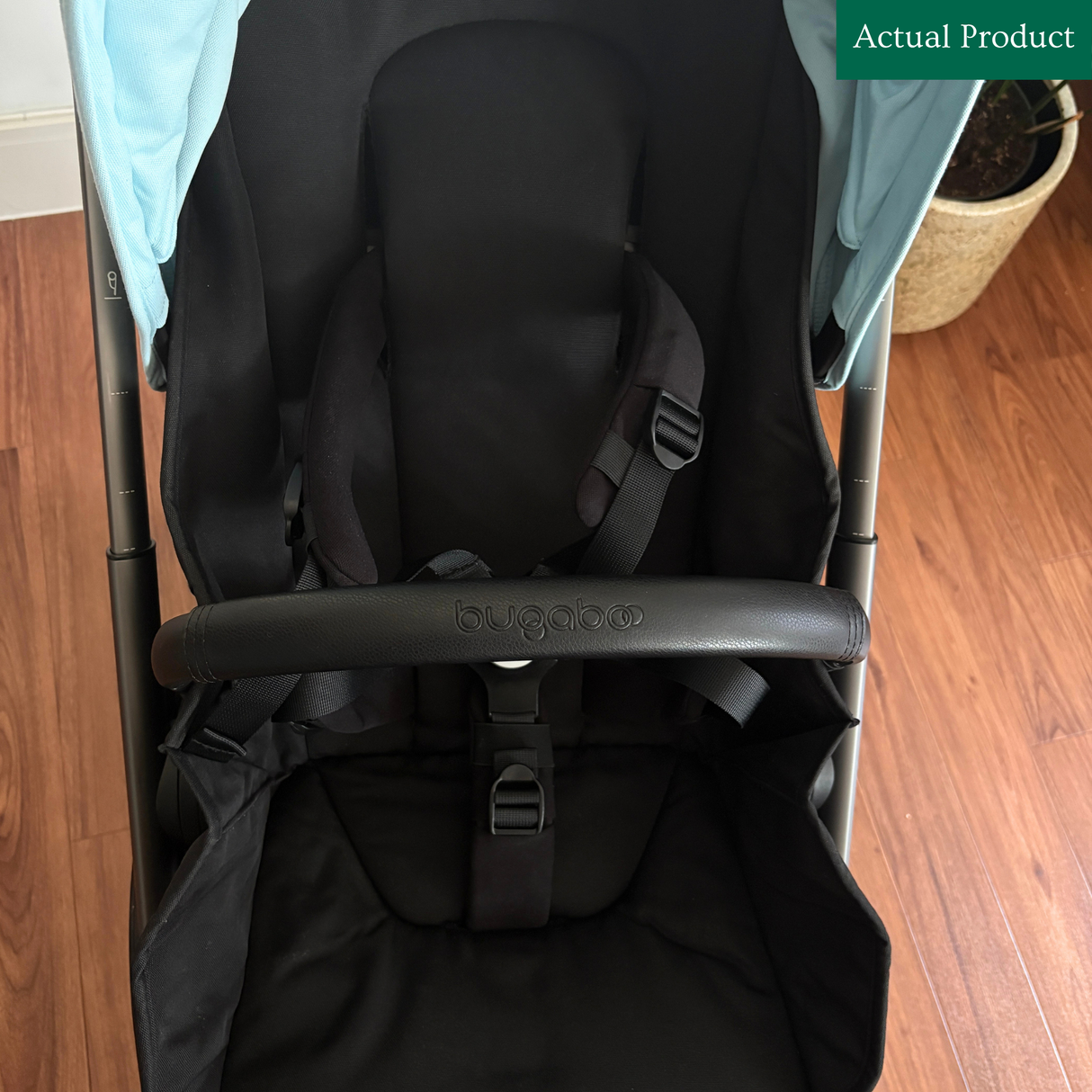 Bugaboo Dragonfly with Carrycot, Like New / Blue