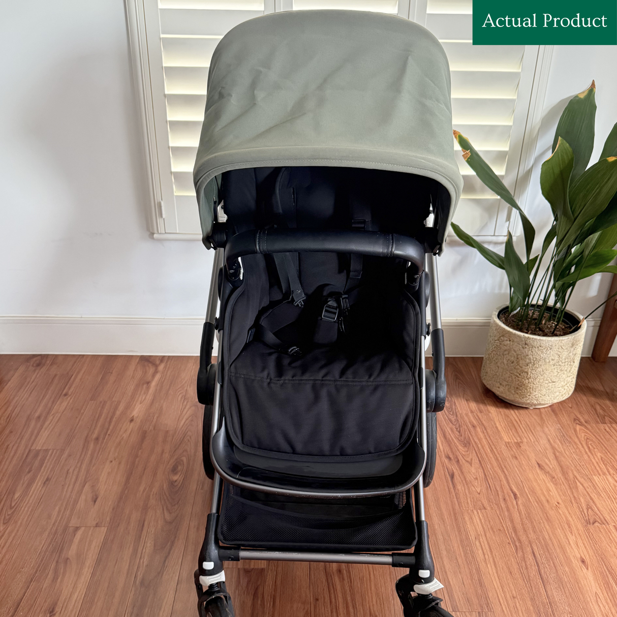 Preloved Bugaboo Fox 3 With Crocnfrog Footmuff, Snooze Shade and Toy