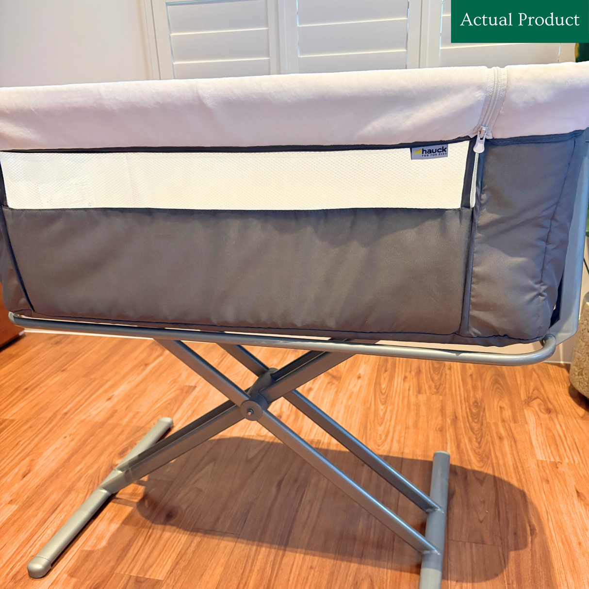 Hauck Face 2 Me 2 Bedside Crib, Gently Used / Grey