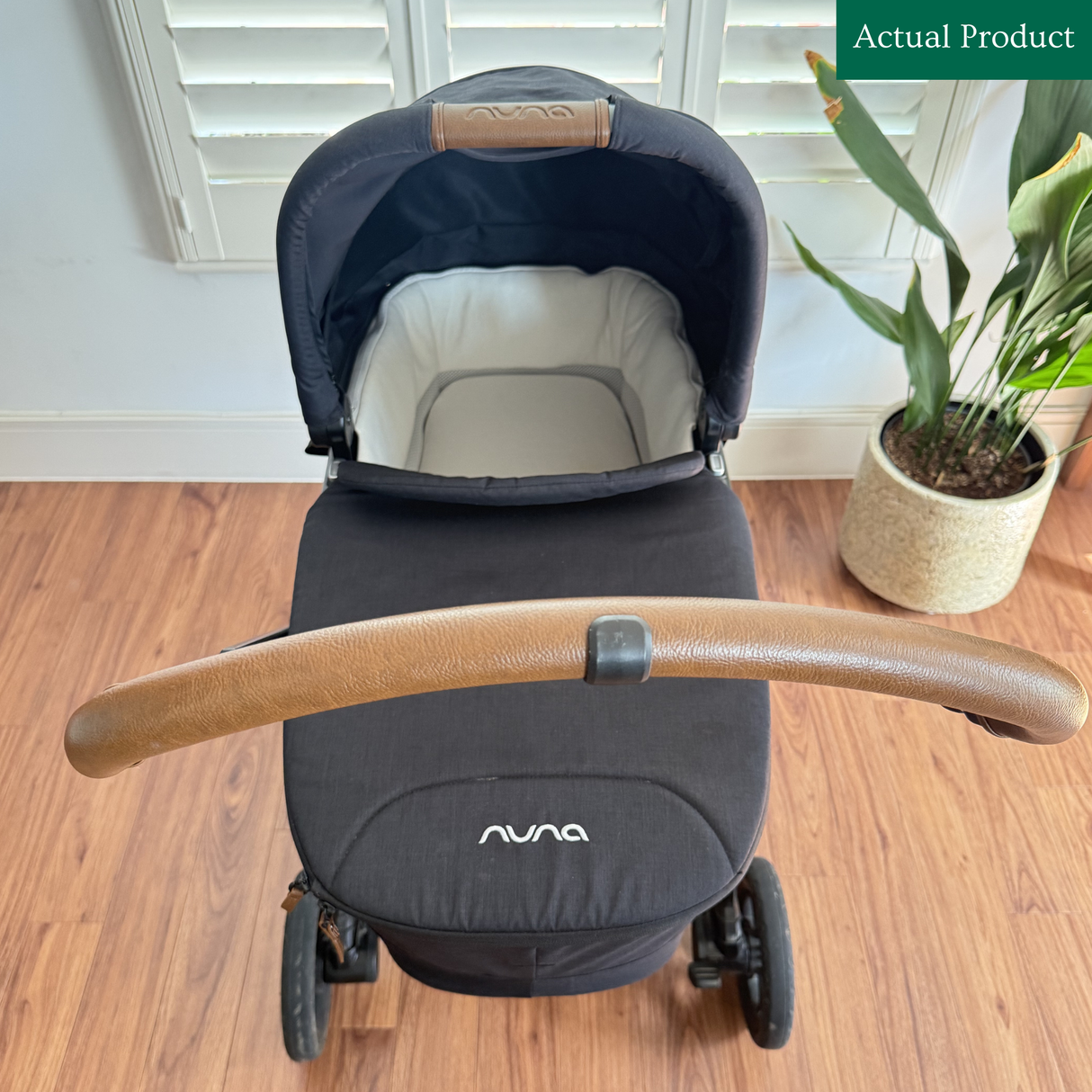 Preloved Nuna Triv Next Travel System, Black