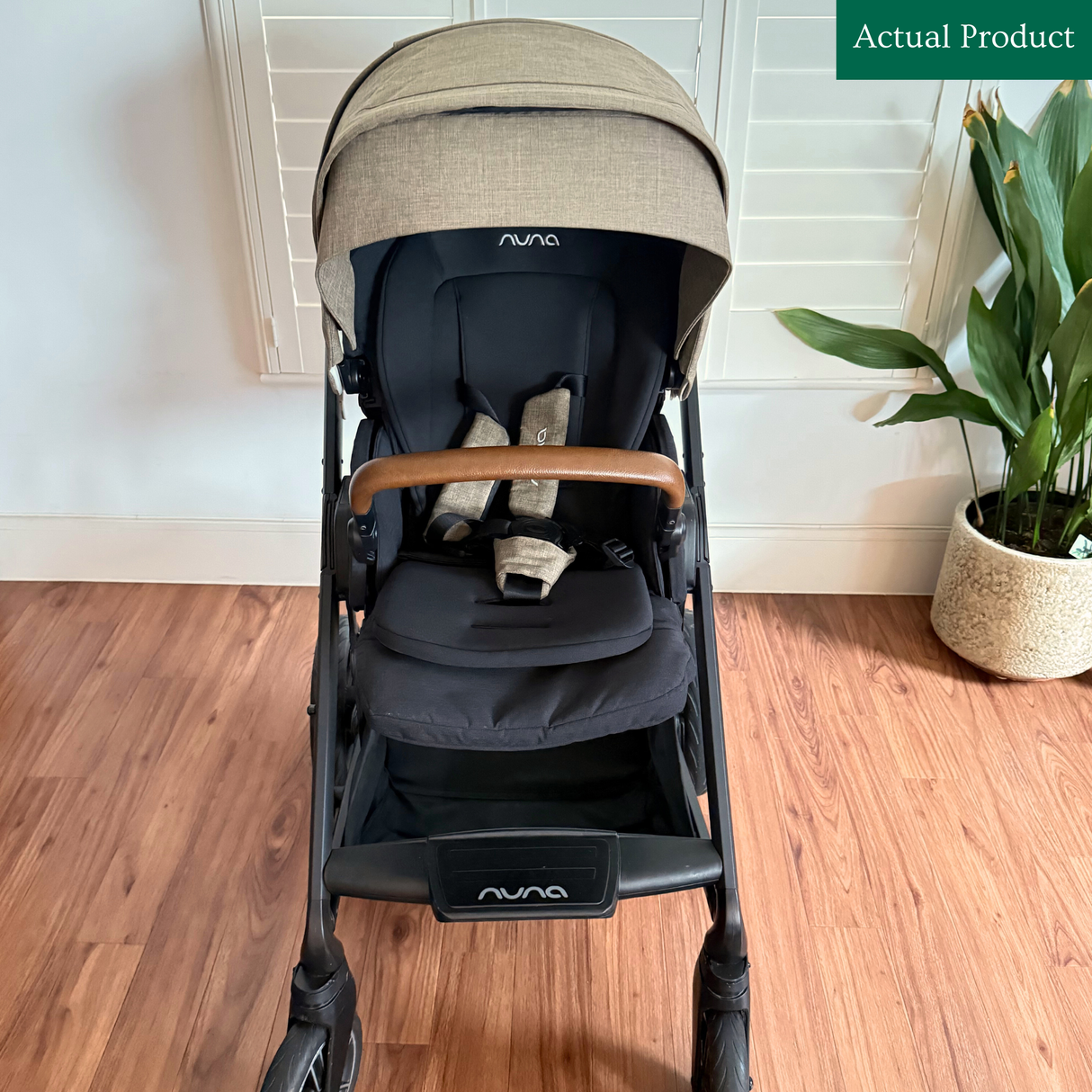 Nuna Mixx Next Pram, Like New / Beige
