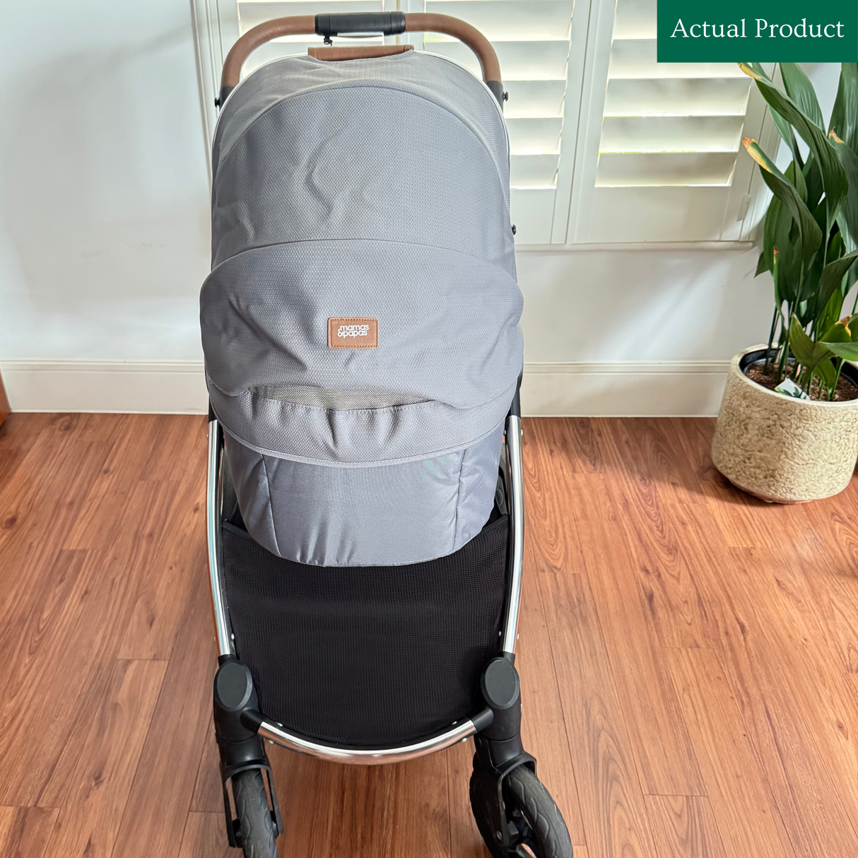 Mamas & Papas Ocarro Pram & Carrycot, Like New / Grey