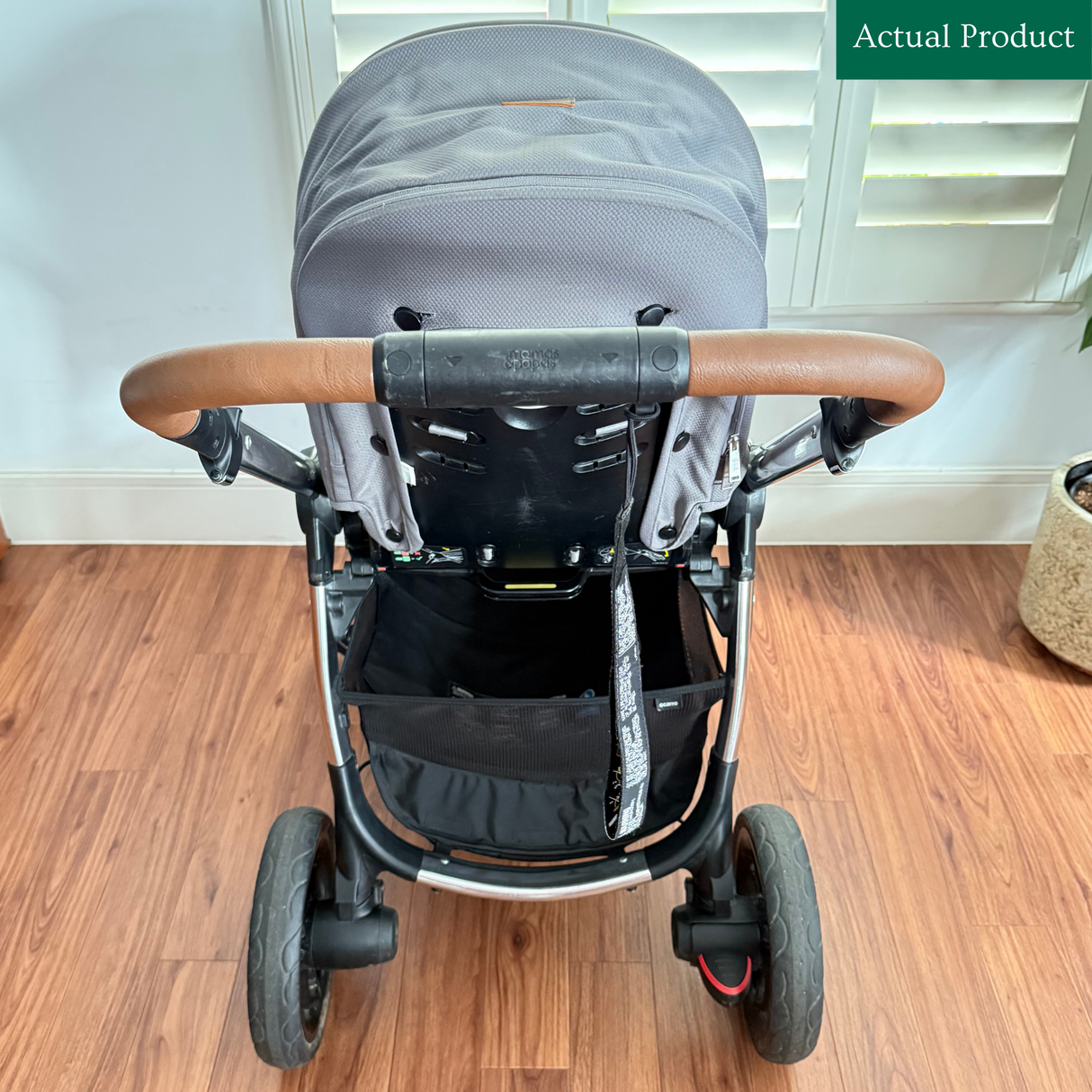 Mamas & Papas Ocarro Pram & Carrycot, Like New / Grey