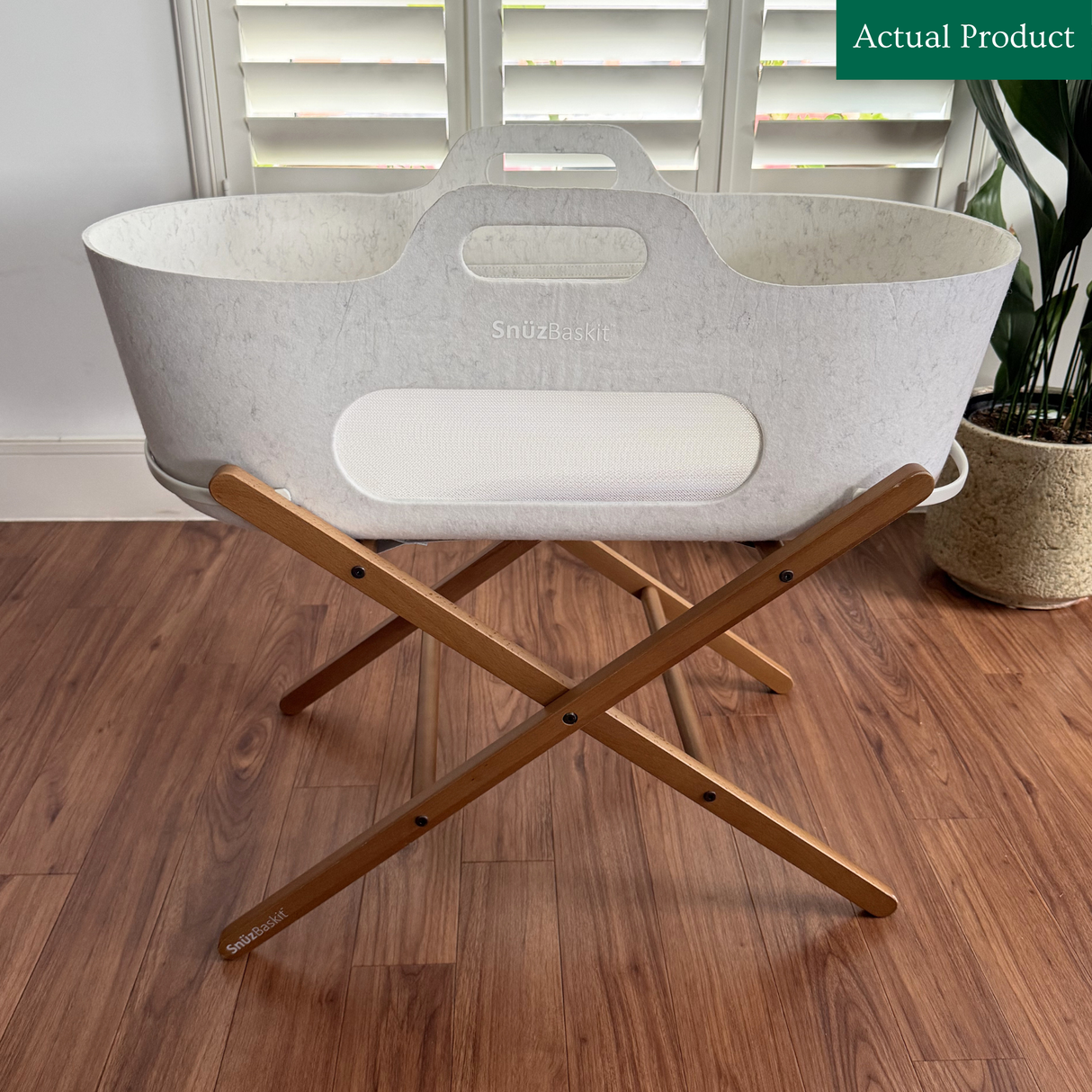 SnüzBaskit Moses Basket & Stand, Like New / Barley And Walnut