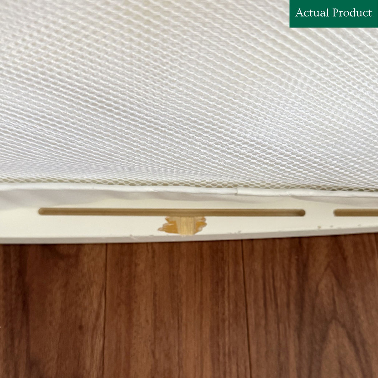 SnüzPod 4 Bedside Crib, Gently Used / White