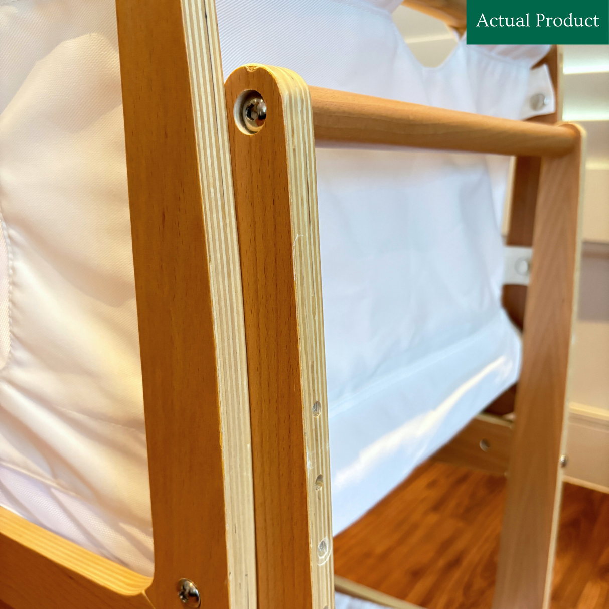 SnuzPod 4, Like New / Natural Wood