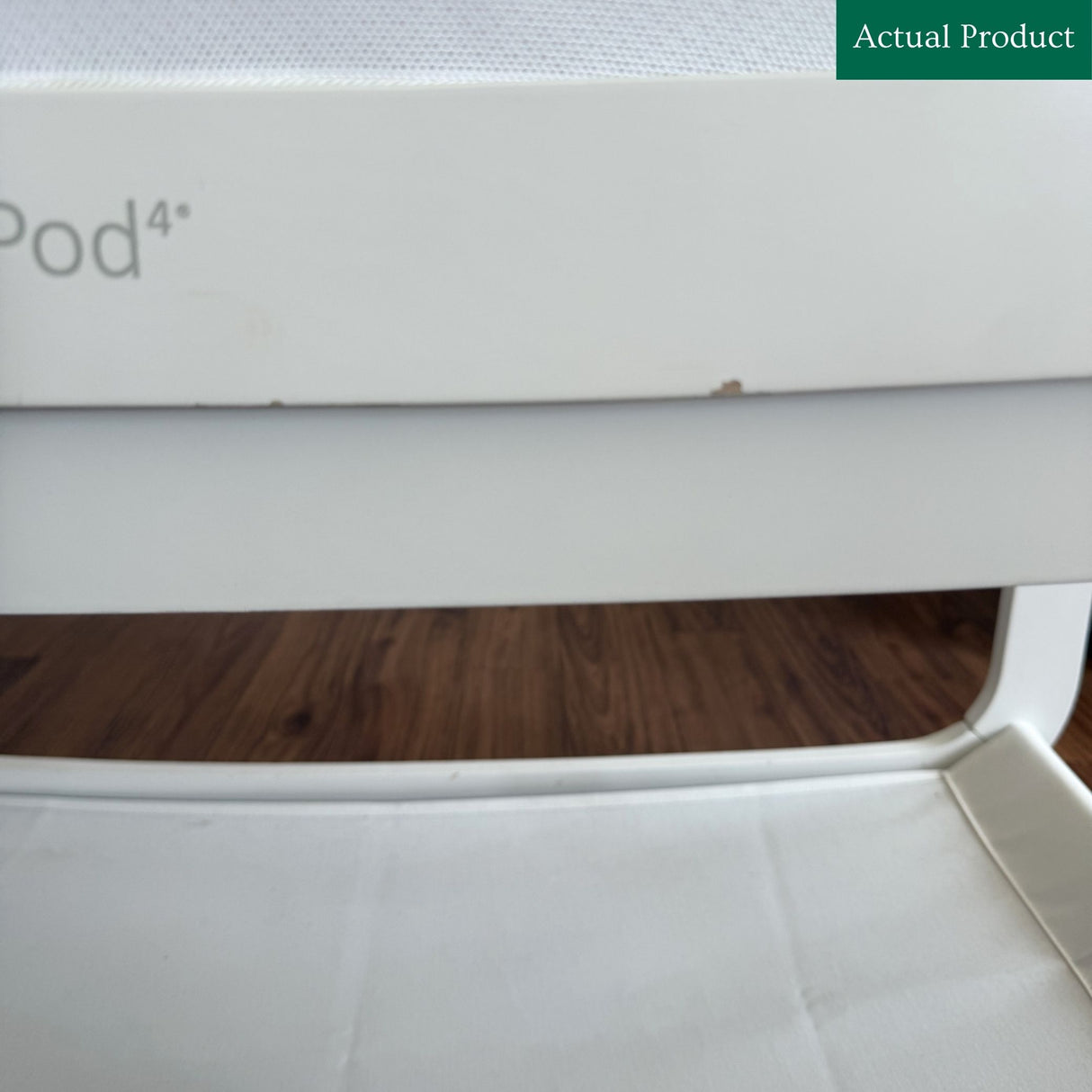 SnüzPod 4 Bedside Crib, Gently Used / White