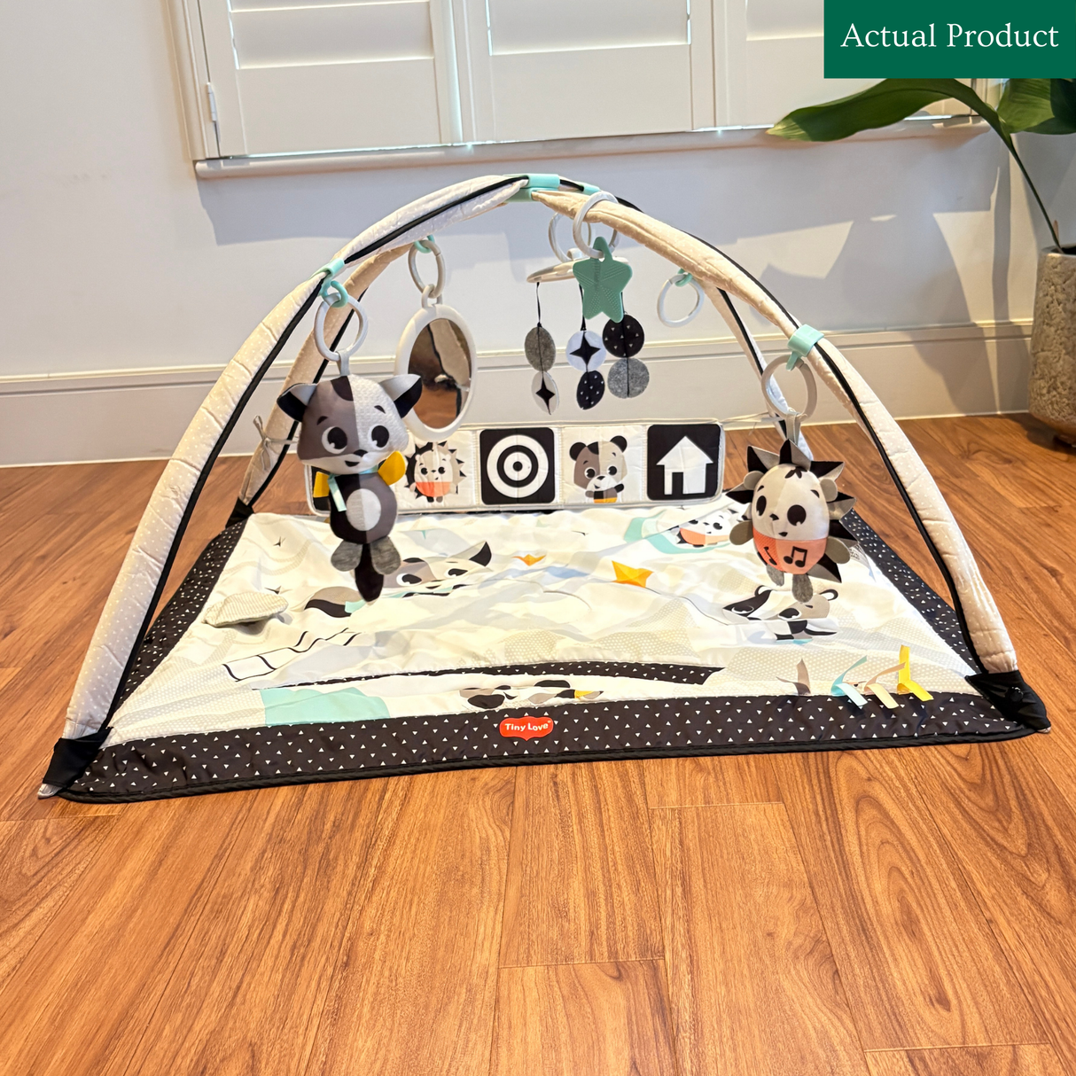 Tiny Love Black & White Gymini, Gently Used / Black & White