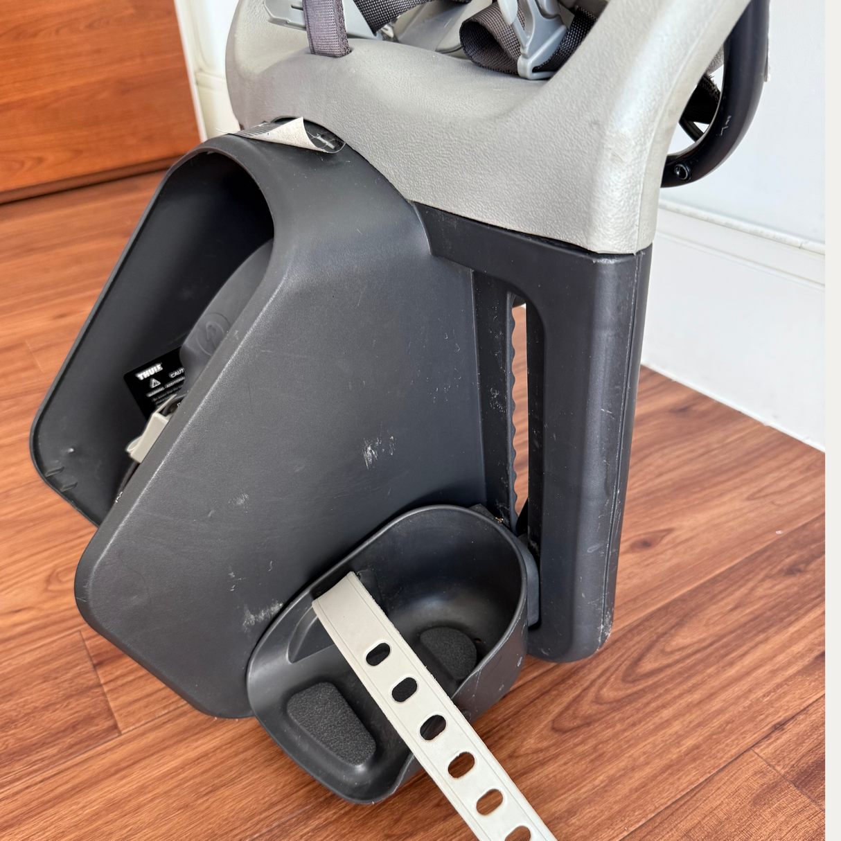 Thule Yepp Maxi EasyFit (with adapter), Used / Black