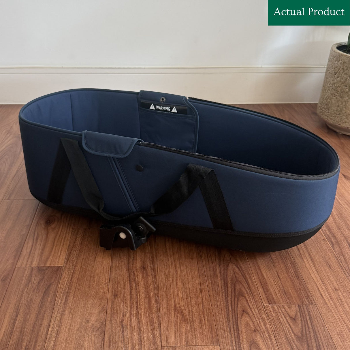 Stokke YOYO Newborn Shell, Like New / Navy Blue