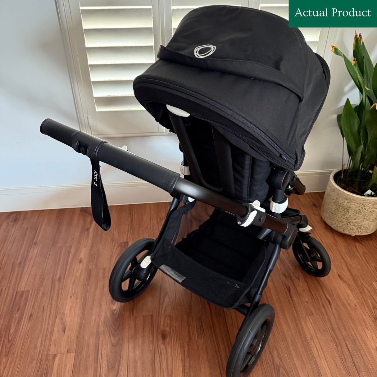 Bugaboo Fox 3 with car adapters, Like New / Black