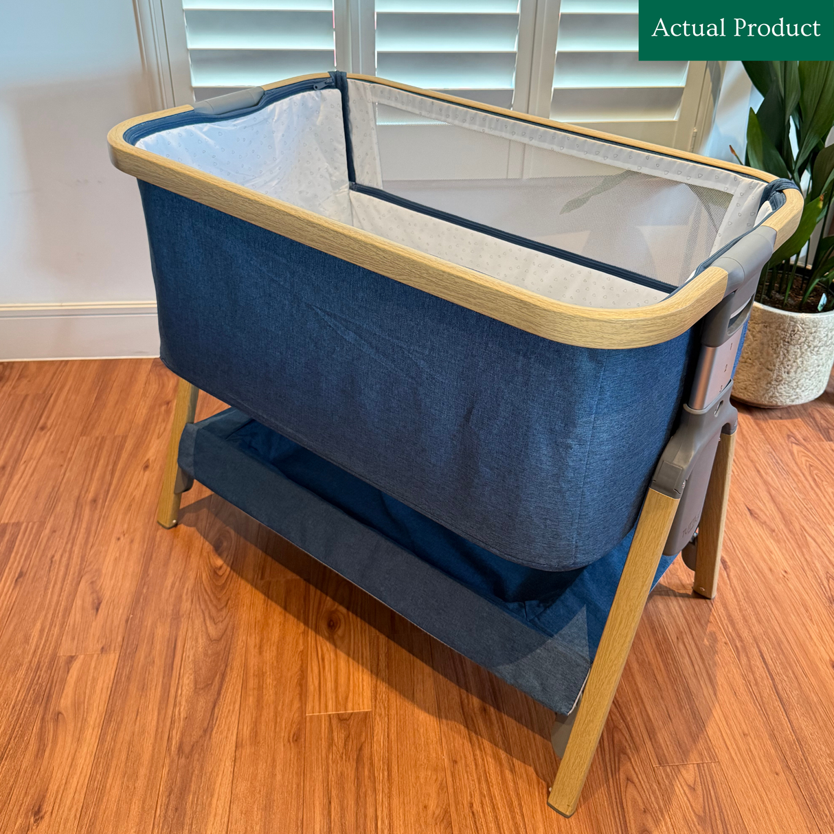 Tutti Bambini CoZee Crib, Like New / Blue