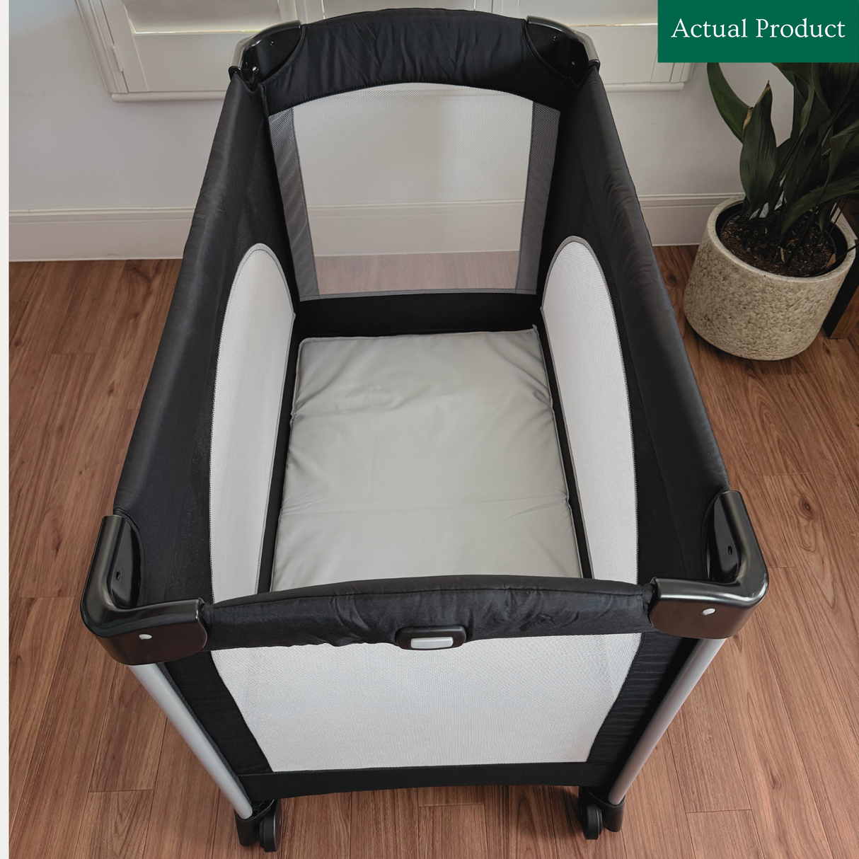 Joie Allura Travel Cot, Like New / Black