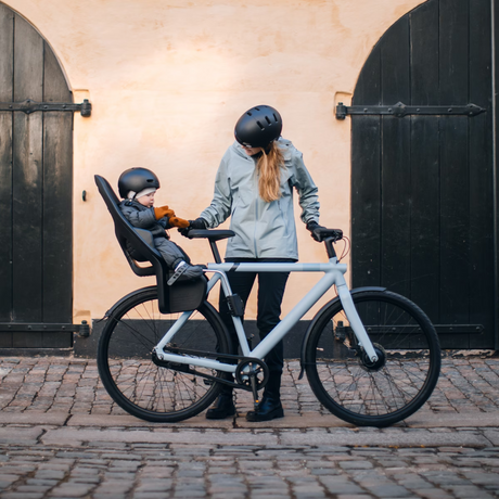 Thule Yepp Maxi EasyFit (with adapter), Used / Black