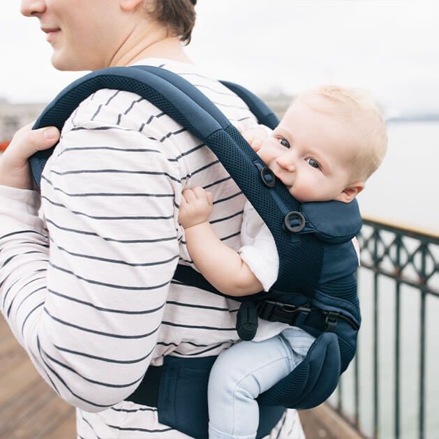 Ergobaby Omni 360 Baby Carrier, Like New / Oxford Blue