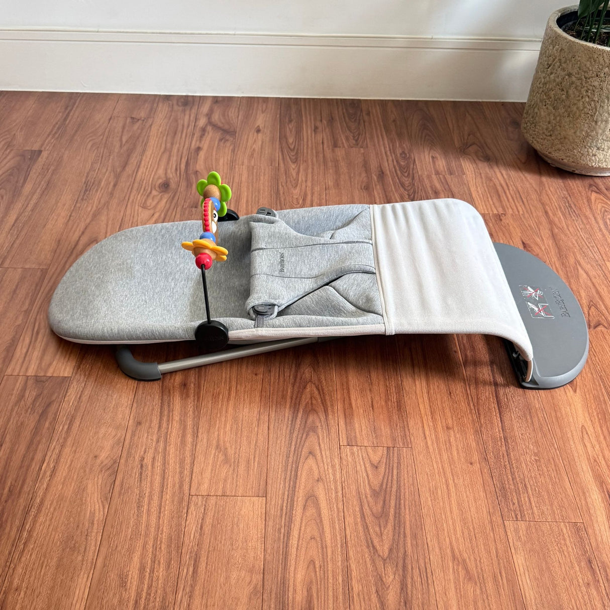 BabyBjörn Bliss Bouncer & Toy, Like New / Light Grey