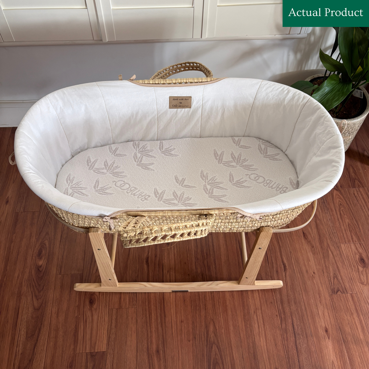 Clair De Lune Organic Palm Moses Basket With Rocking Stand, Like New / Natural