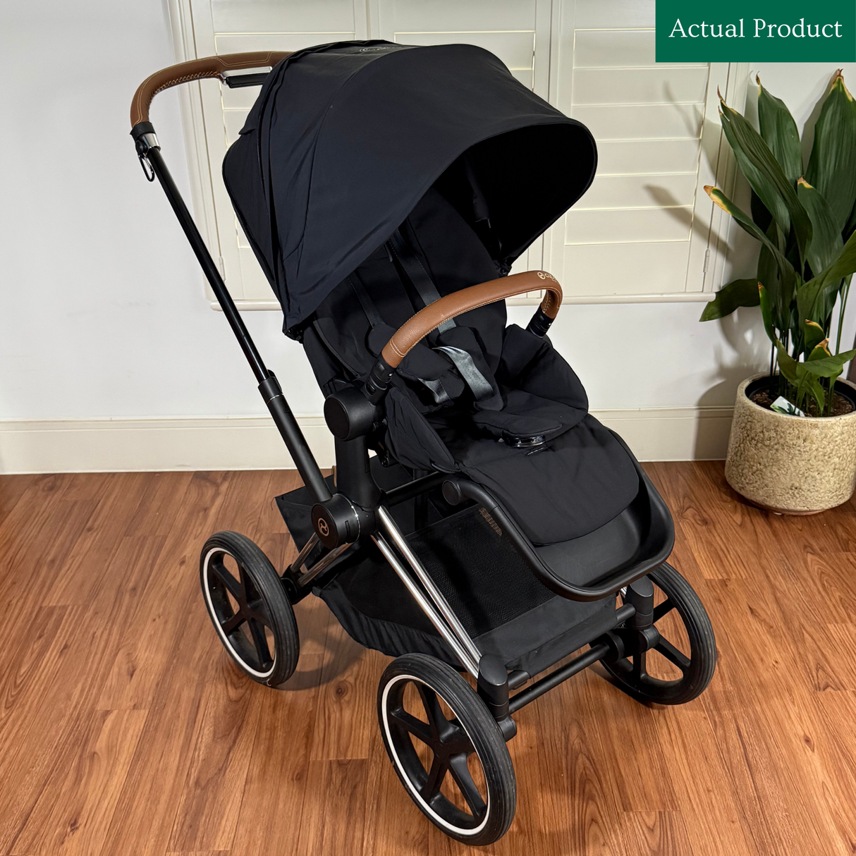 Cybex Priam Pram, Like New / Black Chrome
