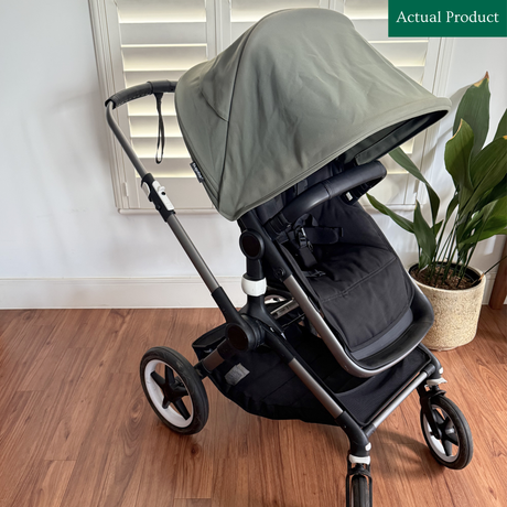 Preloved Bugaboo Fox 3 With Crocnfrog Footmuff, Snooze Shade and Toy