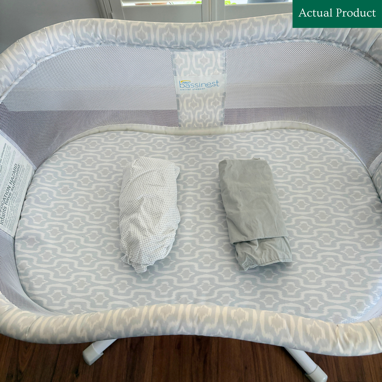 Halo BassiNest Swivel Sleeper, Like New / Grey