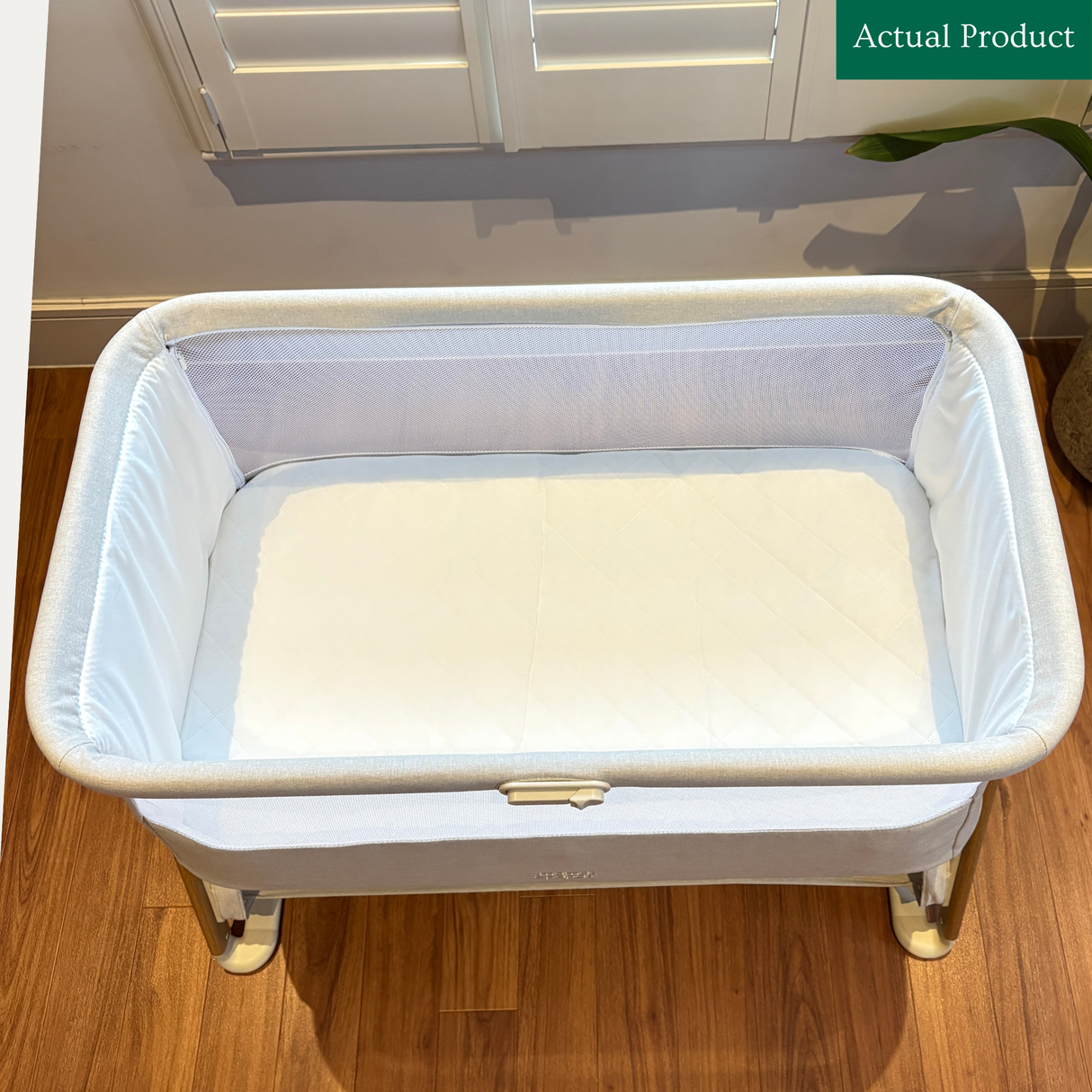 Mamas & Papas Lua Bedside Crib, Gently Used / Beige