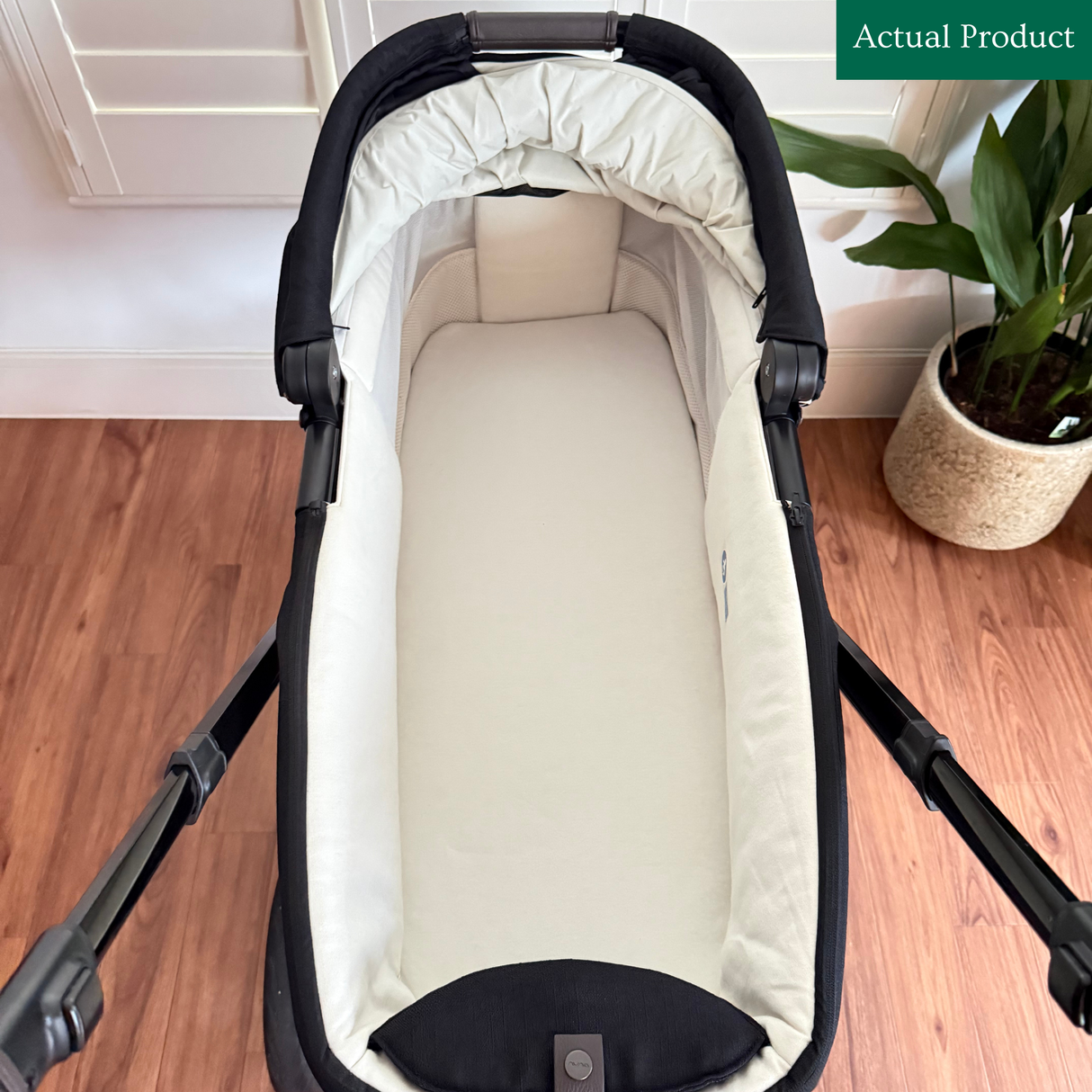 Nuna Mixx Next Pram, Gently Used / Black