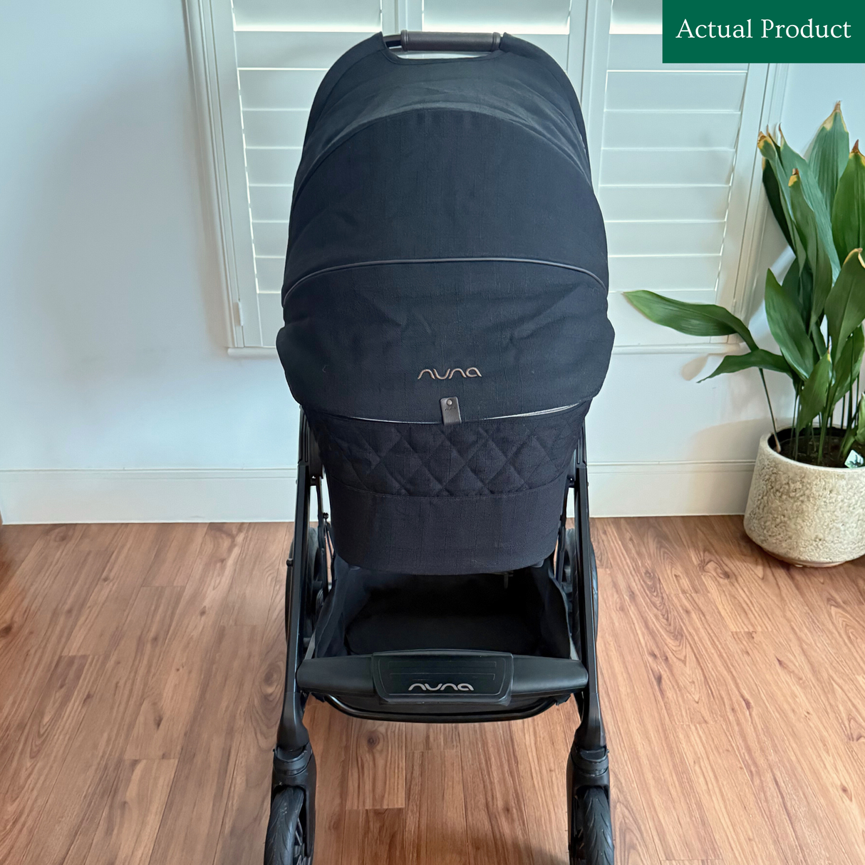 Nuna Mixx Next Pram, Gently Used / Black
