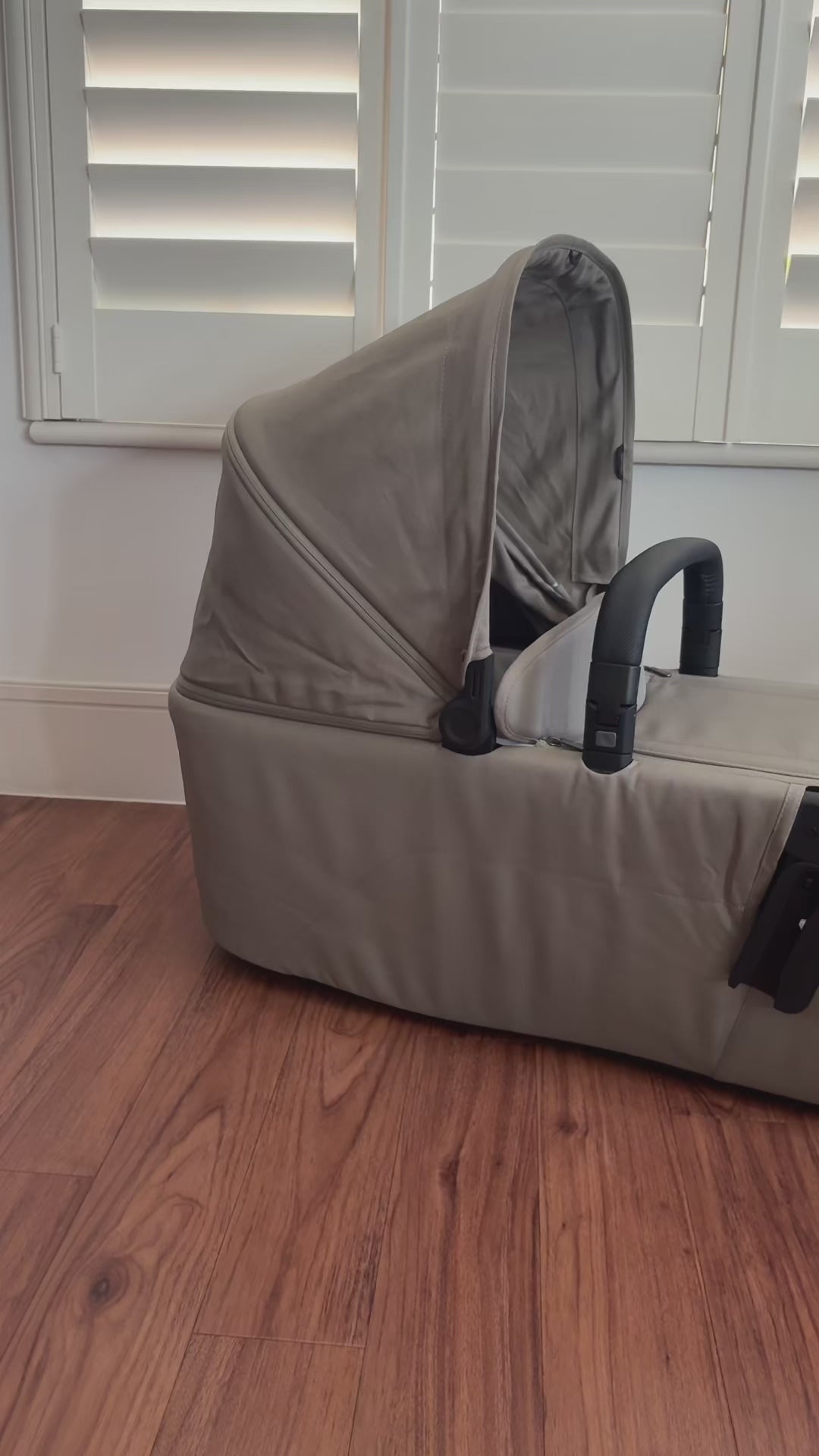 Joolz Aer² Cot and Rain Cover, Like New / Brown