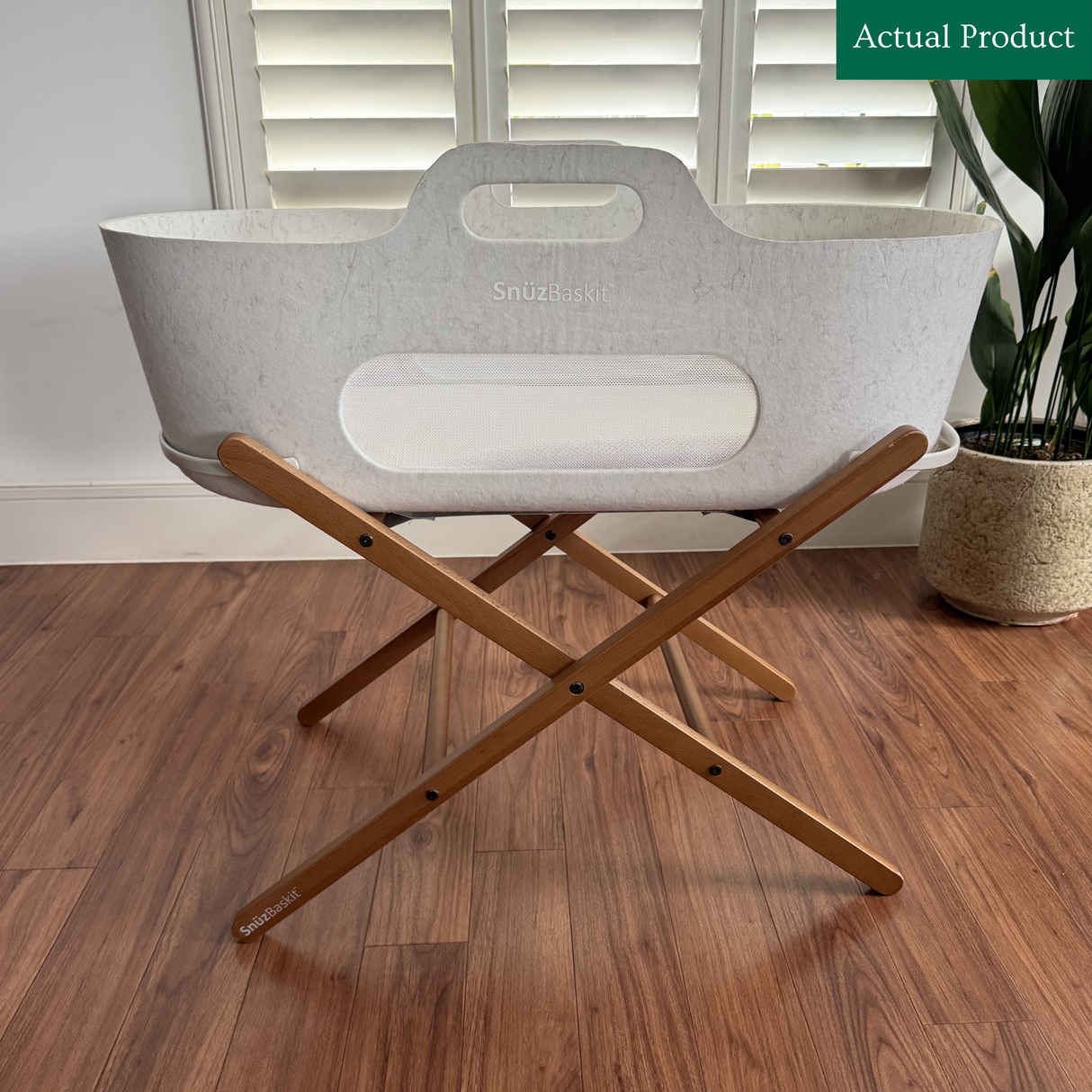 SnüzBaskit Moses Basket & Stand, Like New / Barley And Walnut