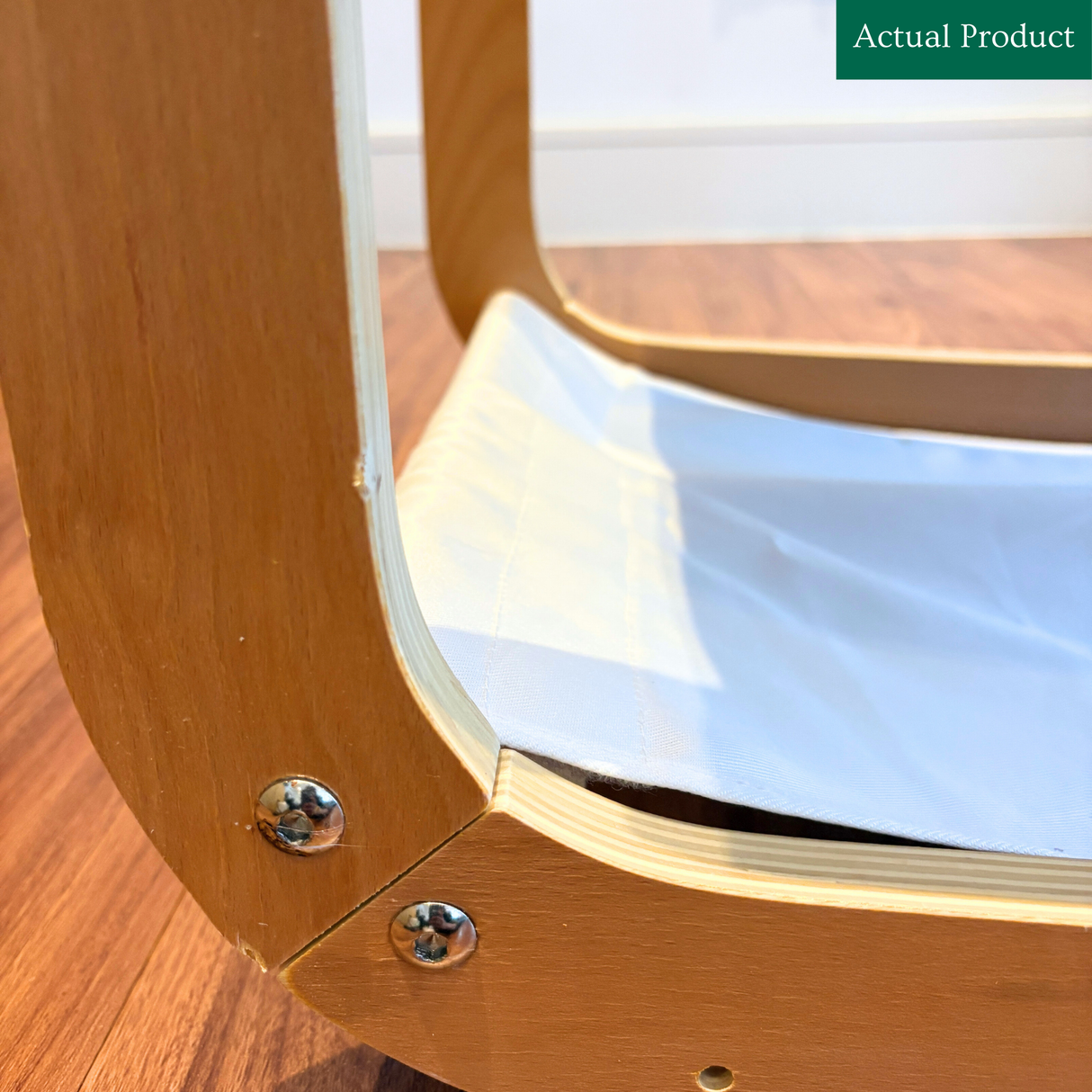 SnuzPod 4, Like New / Natural Wood