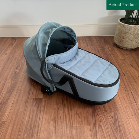 Stokke YOYO Newborn Bassinet, Like New / Blue